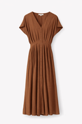 Vestido fluido, Camel