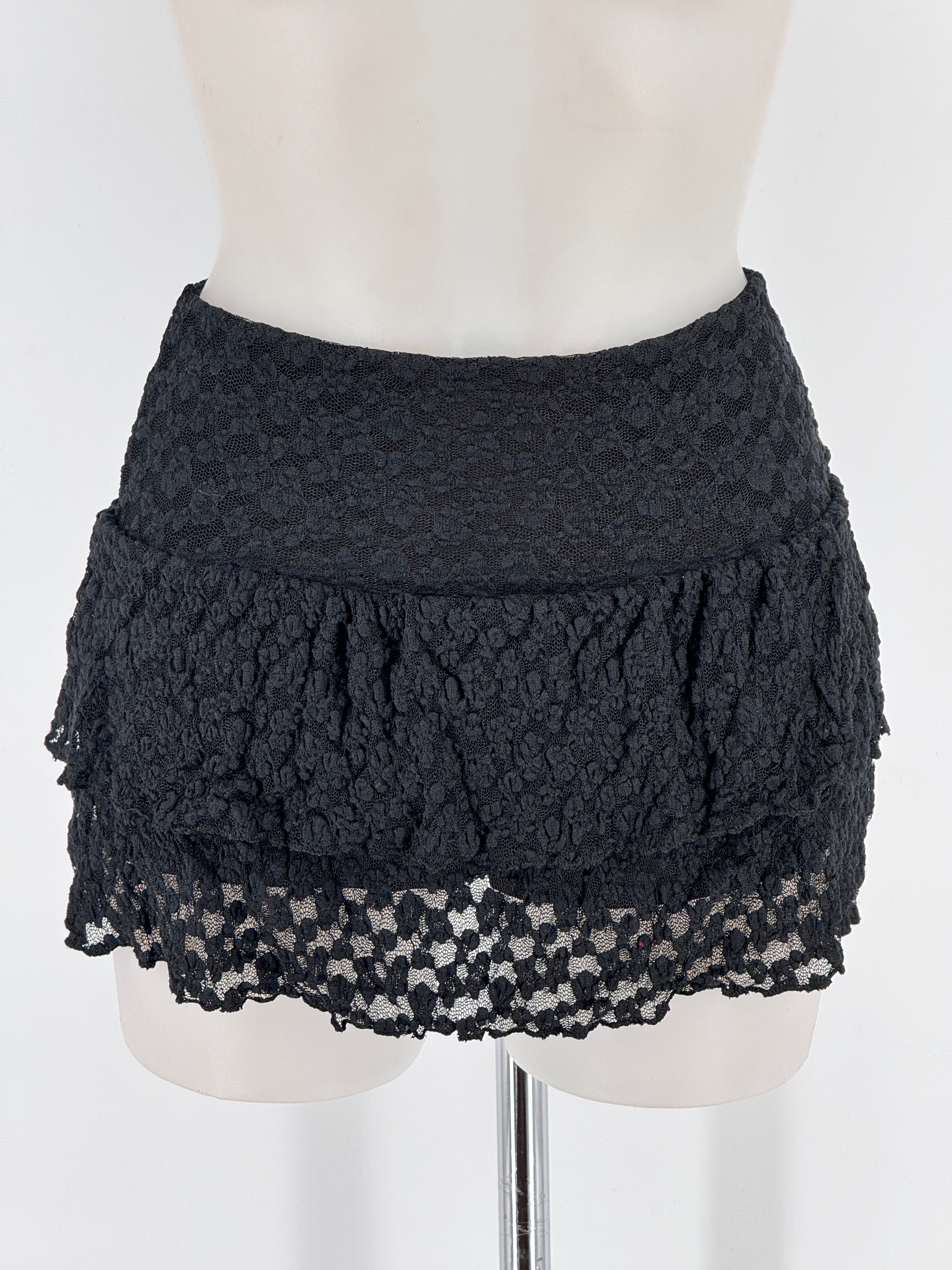 Falda pantalón encaje