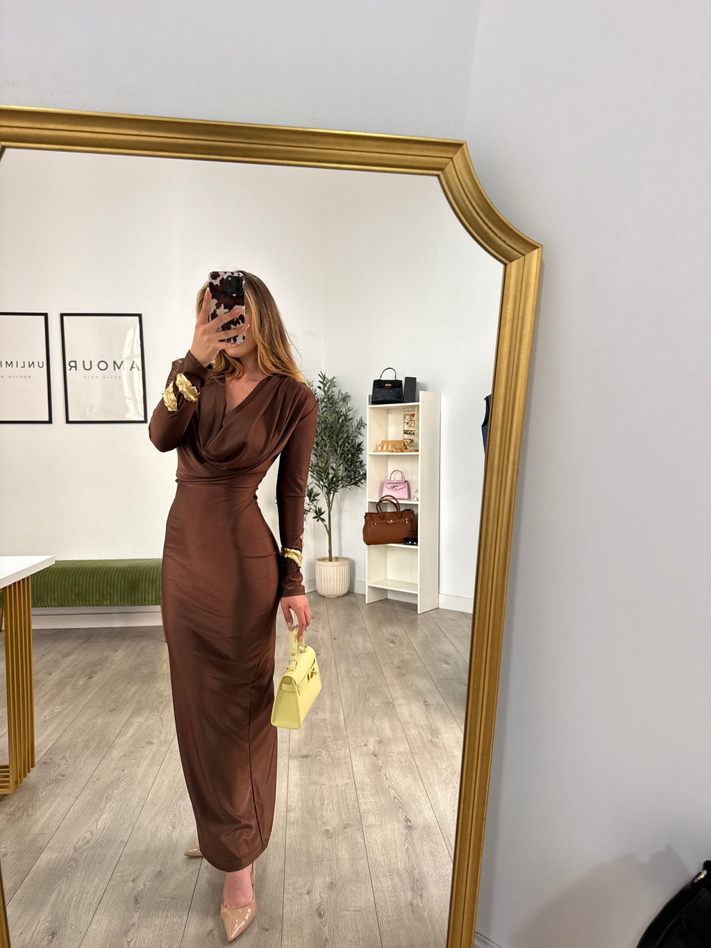 Vestido midi marrón