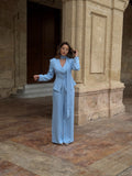 Traje  azul bebé  empolvado