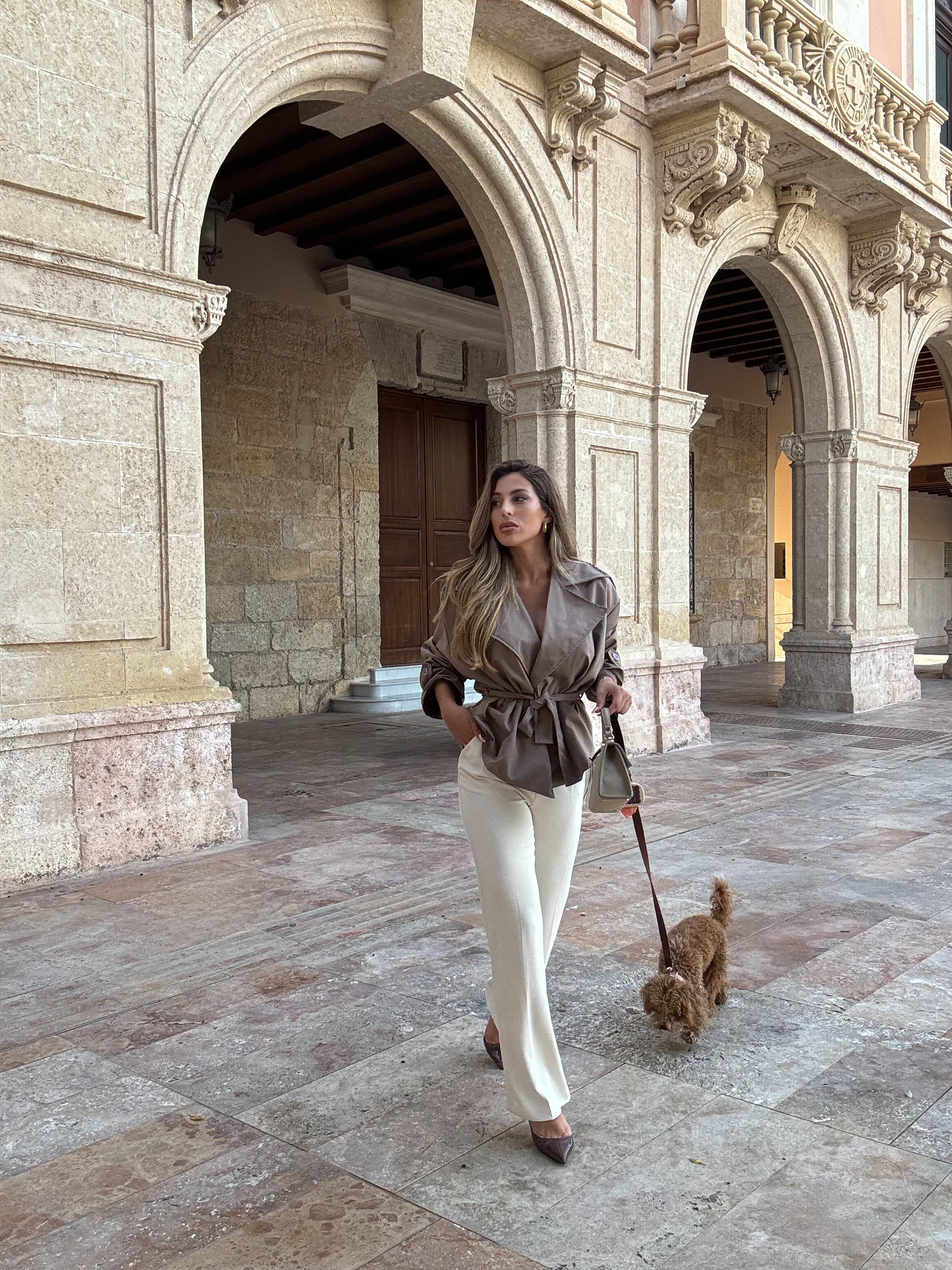 Chaqueta Élodie Taupe.
