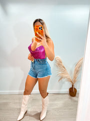 top drapeado fucsia